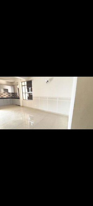 Room in 2 BHK Apartment at Signature Global Synera, Sector 81 – for Sale