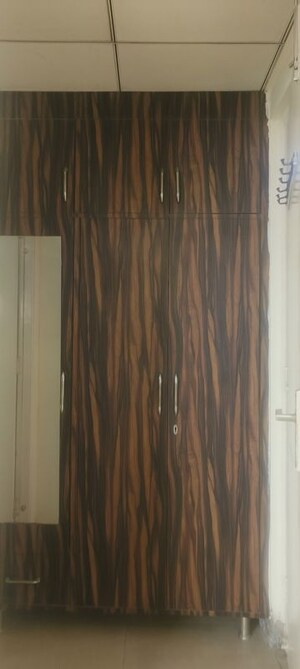 Furnished Amenities in 3 BHK Apartment at Gaur City 1st Avenue, Sector 4 Greater Noida – for Rent