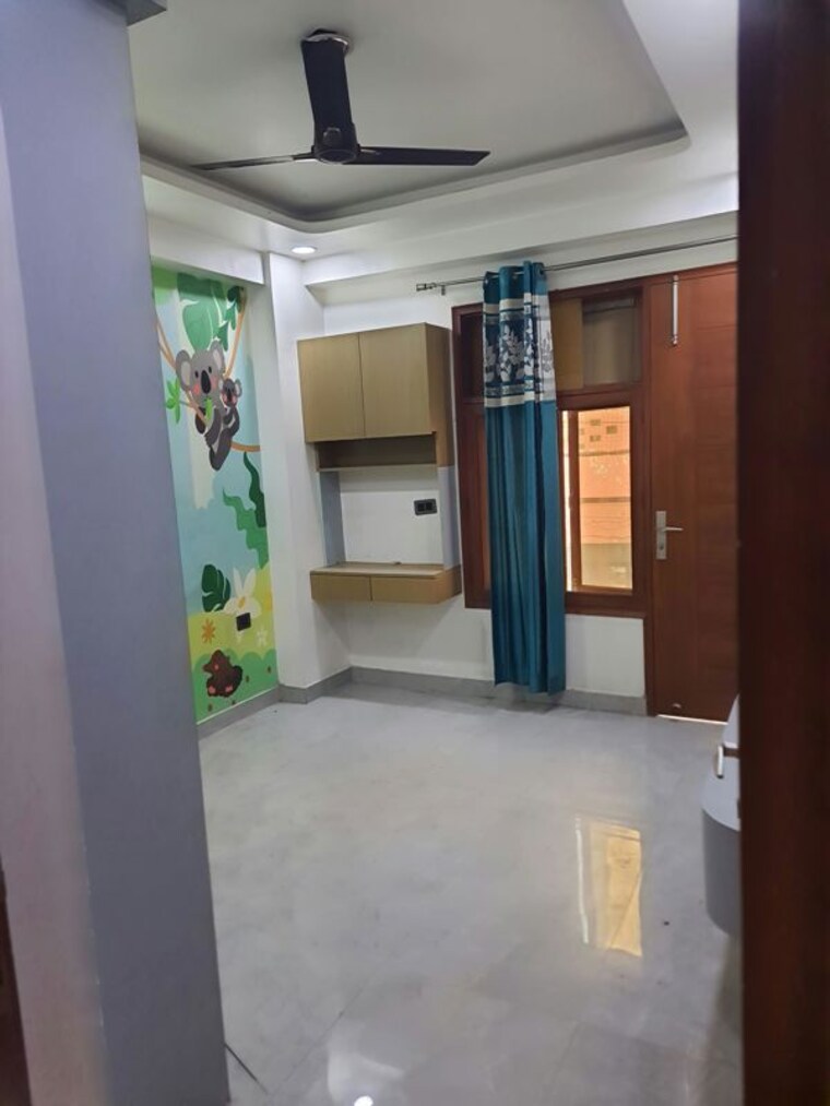 Room, sector 104 2 Bedroom 1300 Sq.Ft. Builder Floor In Sector 104 Noida 10746133