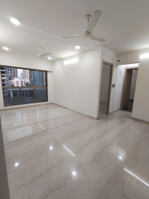 2 BHK Apartment For Rent in Raj Infinia, Malad West