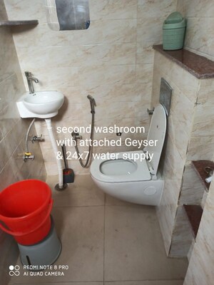 Washroom in 3 BHK Builder Floor at Vasundhara Sector 4 – for Rent