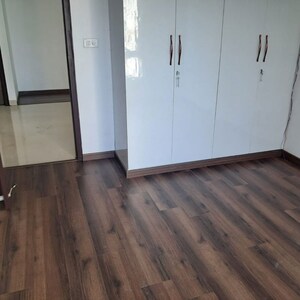 Room in 3 BHK Apartment at Hero Homes Phase 2, Sector 104 – for Rent