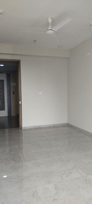 Room in 2 BHK Apartment at Tata Serein, Pokhran Road No Two – for Rent