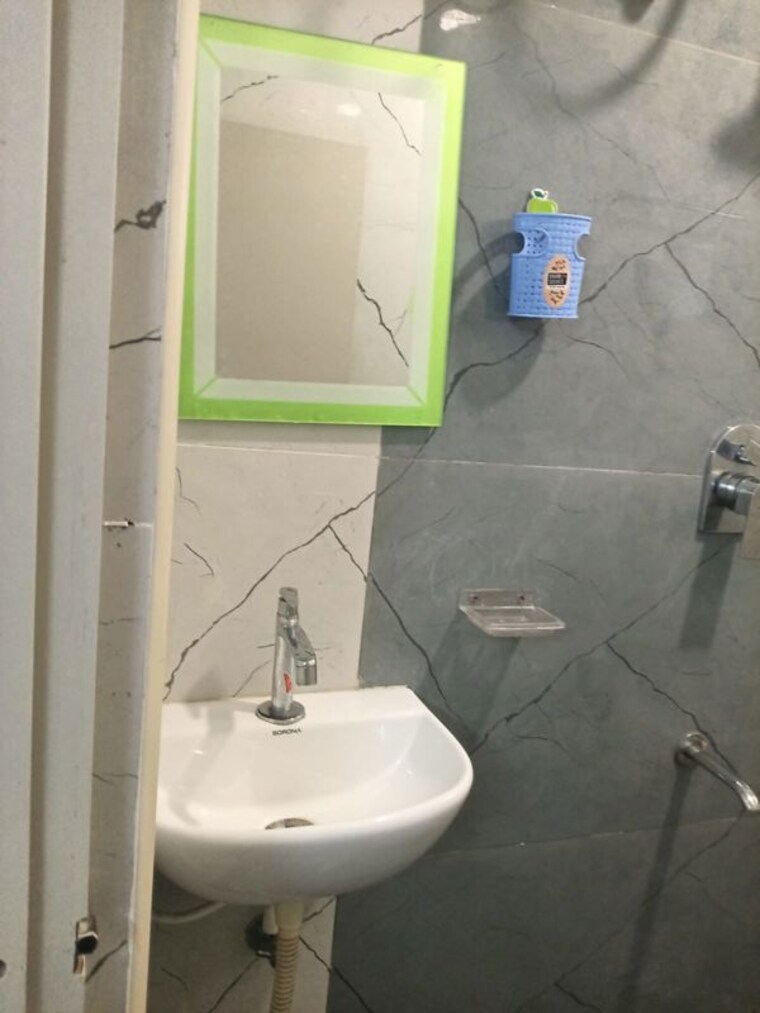 Bathroom, sri-sai-residency-kadubeesanahalli 1 Bedroom 600 Sq.Ft. Apartment In Kadubeesanahalli Bangalore 10746200