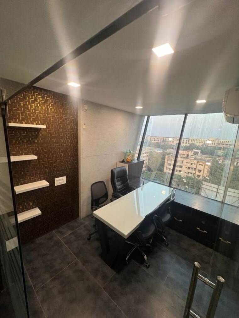 Team Area, vip road Commercial Office Space 500 Sq.Ft. In Vip Road Raipur 10746229