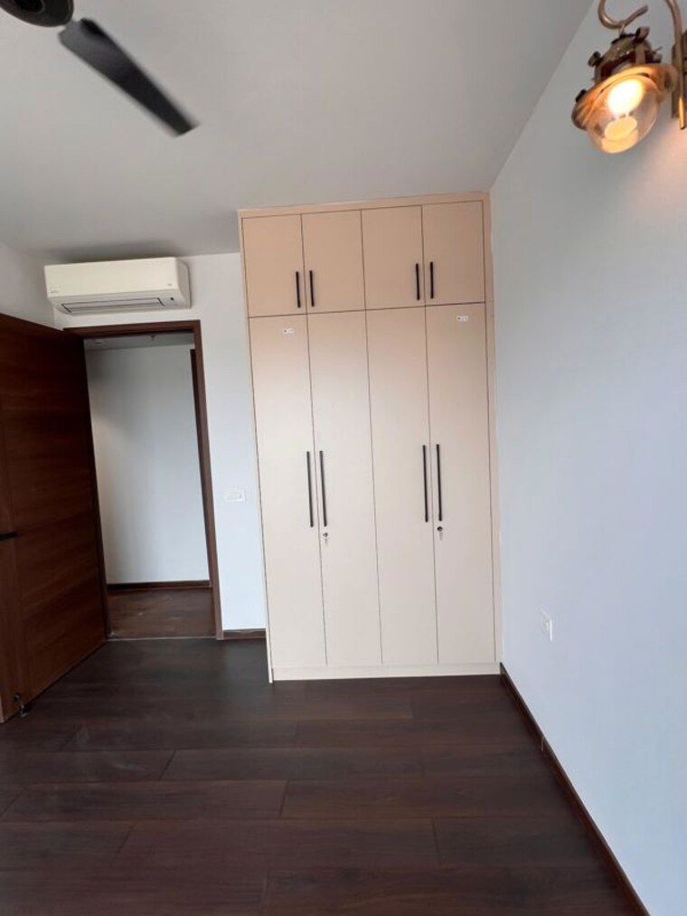 Room, krisumi-waterfall-residences 3 Bedroom 1967 Sq.Ft. Apartment In Sector 36a Gurgaon 10746196
