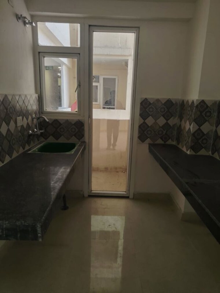 Kitchen, signature-global-prime 2 Bedroom 834 Sq.Ft. Apartment In Sector 63a Gurgaon 10746240