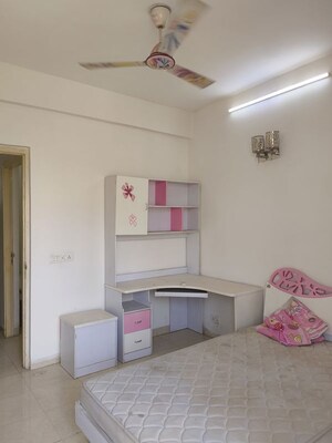Room in 3 BHK Apartment at ROF Aalayas, Sector 102 – for Rent