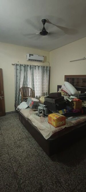 Bedroom in 2 BHK Independent House at Sector 15 – for Rent
