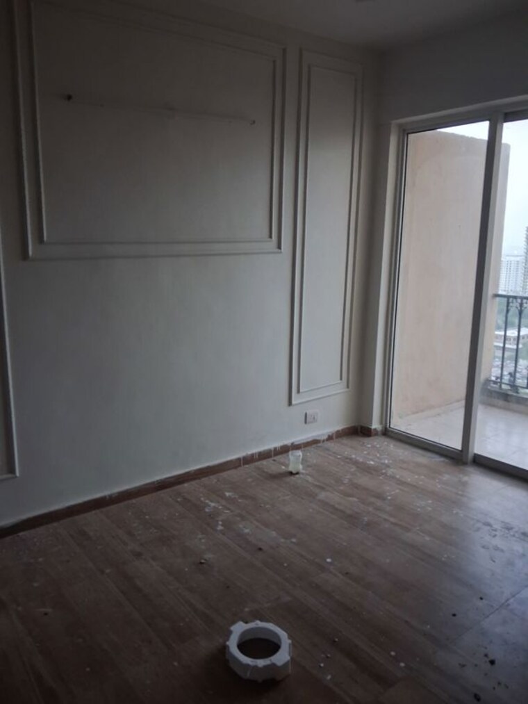 Room, dlf-express-greens 3.5 Bedroom 2250 Sq.Ft. Apartment In Manesar Sector 1a Gurgaon 10746259