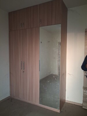 Furnished Amenities in 3.5 BHK Apartment at DLF Express Greens, Manesar Sector 1a – for Rent