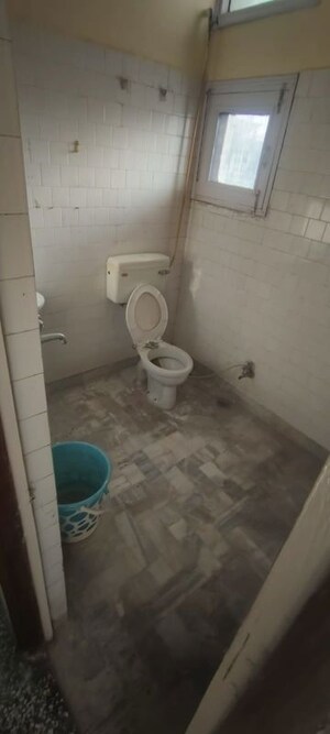 Bathroom in 1 BHK Independent House at Sector 15 – for Rent