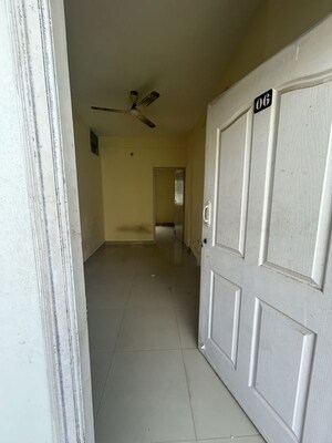 Room in 1 BHK Builder Floor at Manipal County, Singasandra – for Rent