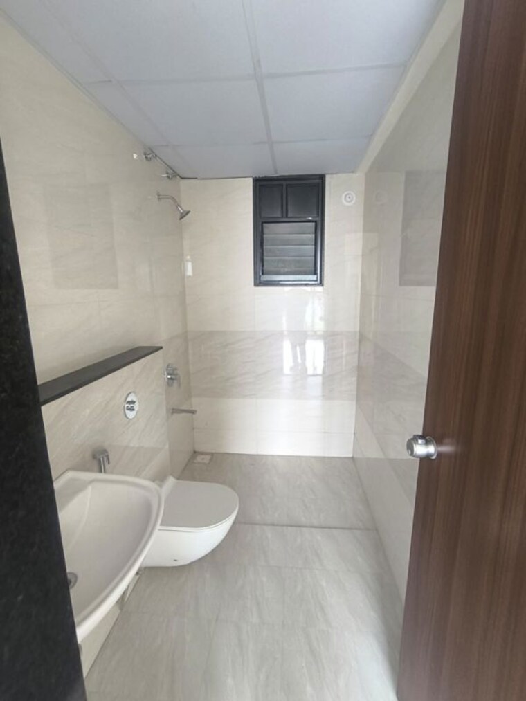 Bathroom, mantra-meraki 2 Bedroom 789 Sq.Ft. Apartment In Akurdi Pune 10746279
