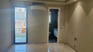 Room in 3 BHK Builder Floor at Greater Kailash I – for Rent