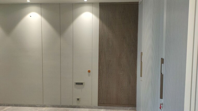 Bathroom, greater kailash i 3 Bedroom 208 Sq.Yd. Builder Floor In Greater Kailash I Delhi 10746282