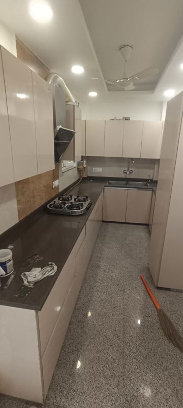 Kitchen, east of kailash 3 Bedroom 200 Sq.Yd. Builder Floor In East Of Kailash Delhi 10746287