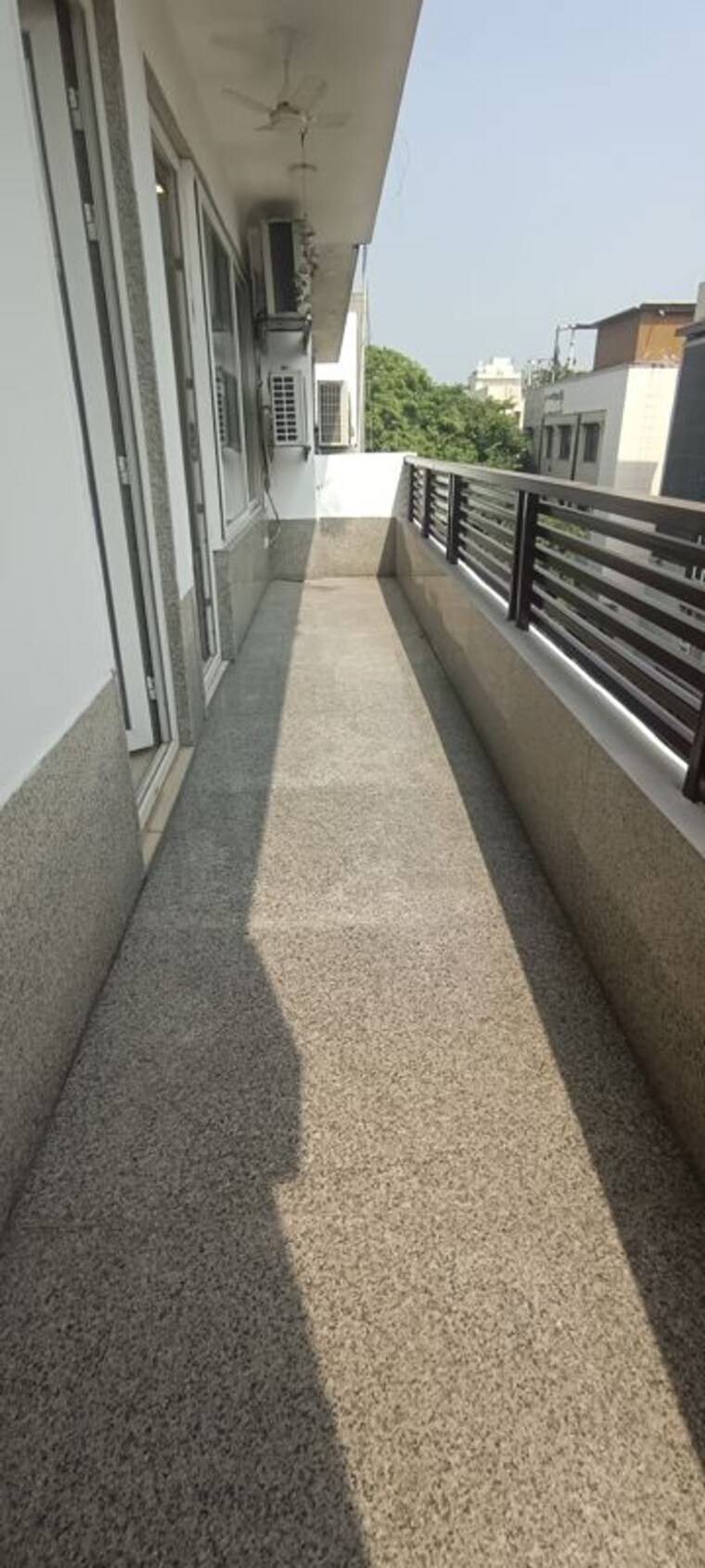 Balcony, east of kailash 3 Bedroom 200 Sq.Yd. Builder Floor In East Of Kailash Delhi 10746287