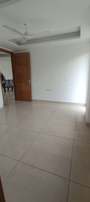 Room in 3 BHK Builder Floor at East Of Kailash – for Rent