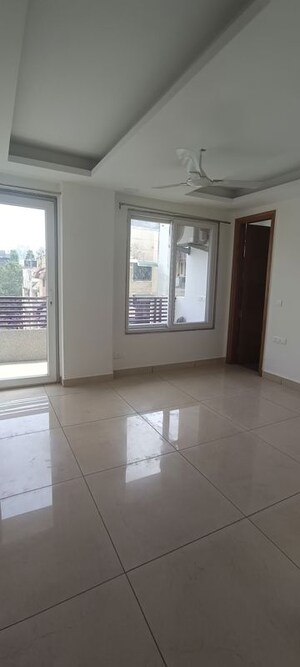 Room in 3 BHK Builder Floor at East Of Kailash – for Rent