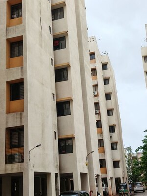  Apartment – Exterior View View at Race Course - for Sale