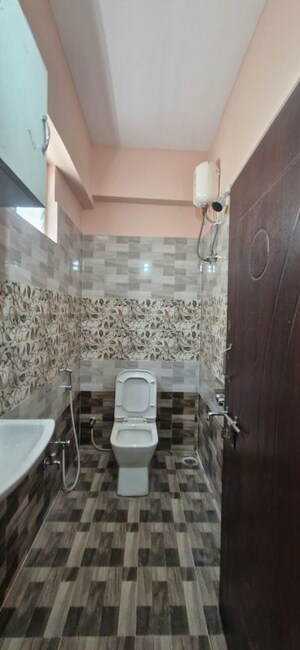 Bathroom in 3 BHK Builder Floor at Kondapur – for Rent