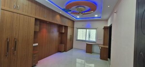 Bedroom in 3 BHK Builder Floor at Kondapur – for Rent