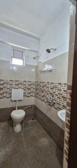 Bathroom in 3 BHK Builder Floor at Kondapur – for Rent