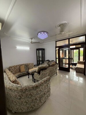Living Room in 2 BHK Builder Floor at Kalkaji – for Rent