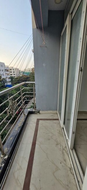 Balcony in 2 BHK Builder Floor at Kondapur – for Rent