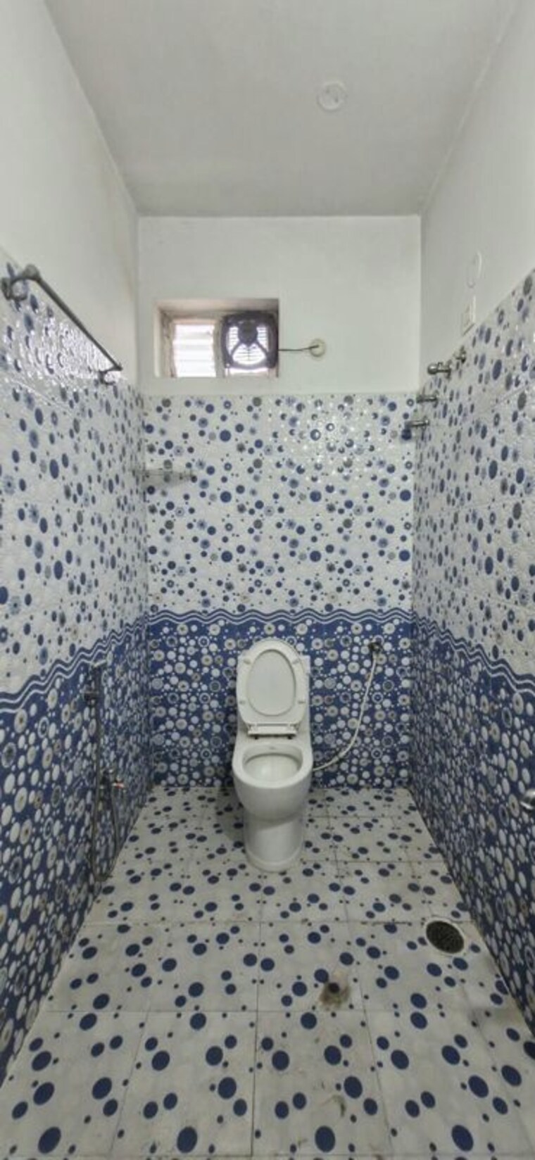 Bathroom, kondapur 2 Bedroom 1400 Sq.Ft. Builder Floor In Kondapur Hyderabad 10746478