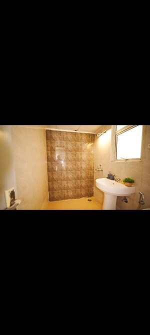 Room in 3 BHK Apartment at High End Paradise II, Raj Nagar Extension – for Rent