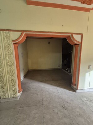 Dining Room in 3 BHK Apartment at Mayur Vihar – for Rent