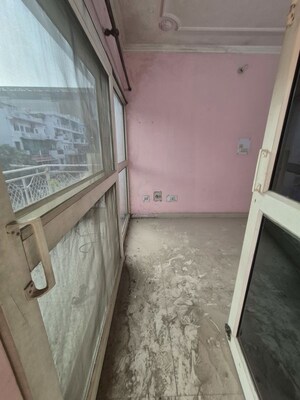 Balcony in 3 BHK Apartment at Mayur Vihar – for Rent