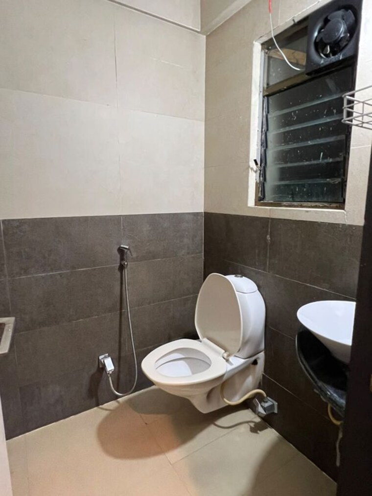 Bathroom, ruparel-nova 1 Bedroom 425 Sq.Ft. Apartment In Wadala Mumbai 10746559