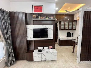 Living Room in 1.5 BHK Apartment at Lodha Amara, Kolshet Road – for Rent