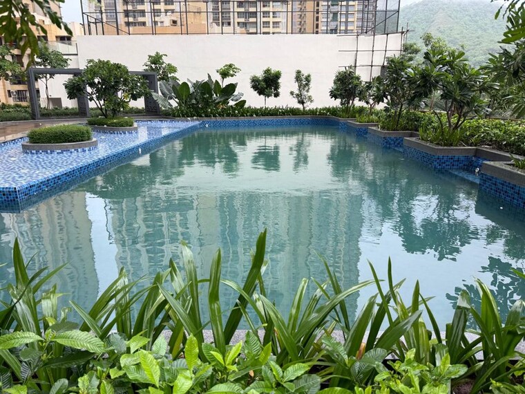 Swimming Pool, kalpataru-elitus 2 Bedroom 802 Sq.Ft. Apartment In Mulund West Mumbai 10746622