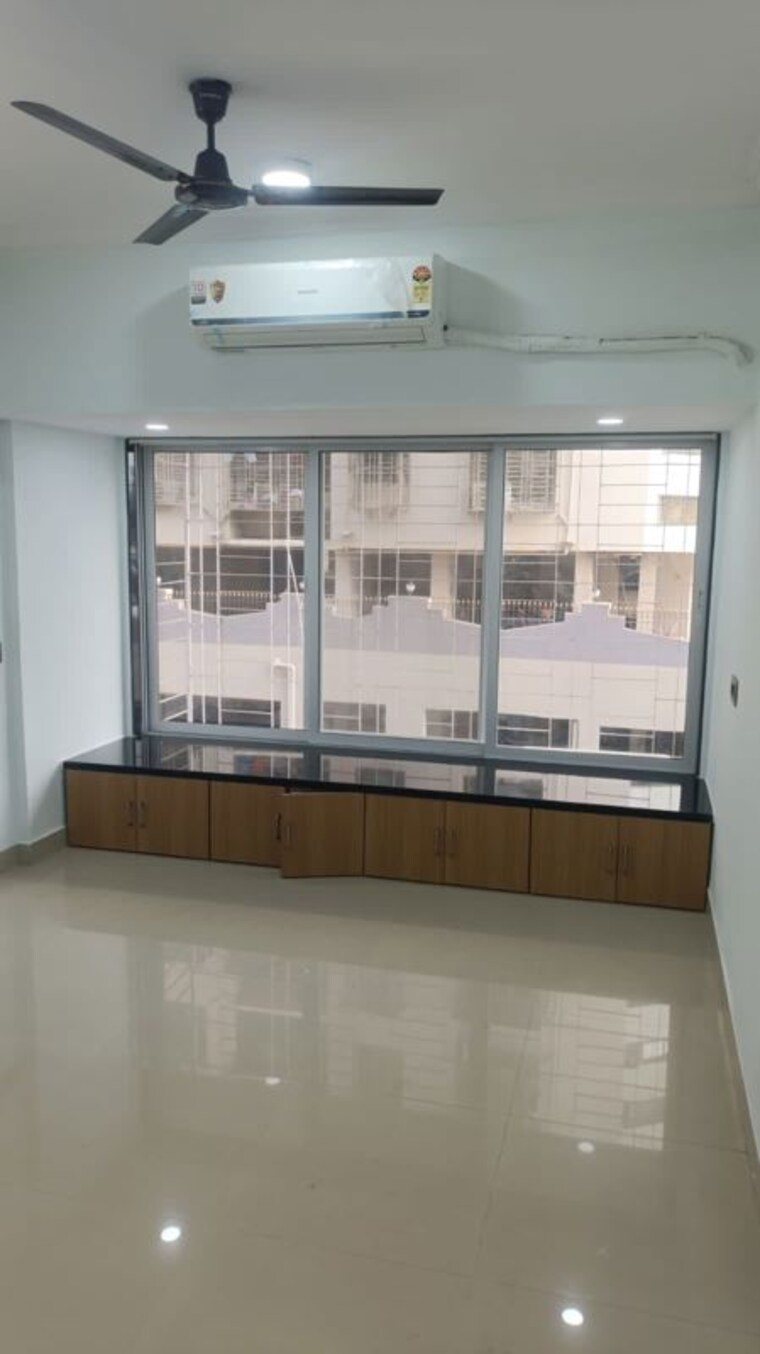 Room, dosti-eastern-bay 2 Bedroom 666 Sq.Ft. Apartment In Wadala Mumbai 10746624