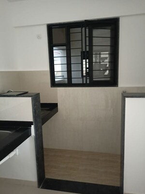 Room in 1 BHK Apartment at Kohinoor Sportsville, Hinjewadi – for Rent
