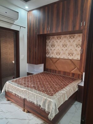 Bedroom in 2 BHK Apartment at Kharar Road – for Rent