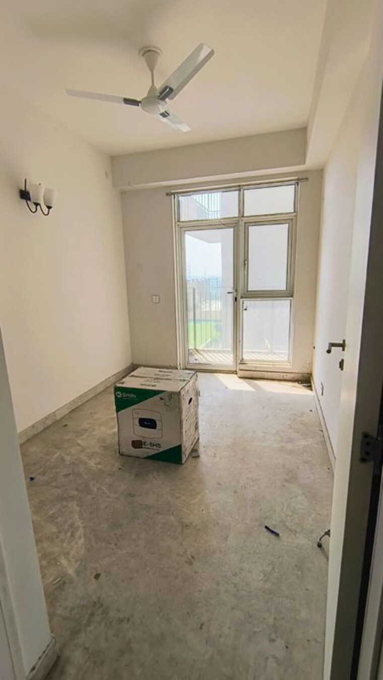 Room, ss-linden 4 Bedroom 2600 Sq.Ft. Builder Floor In Sector 84 Gurgaon 10746646