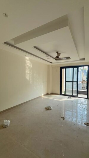 3 BHK Builder Floor For Rent in Saket