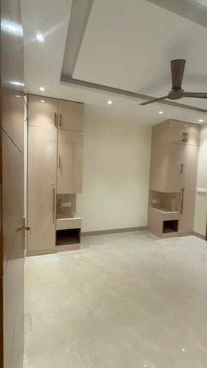 Bedroom in 3 BHK Builder Floor at Saket – for Rent