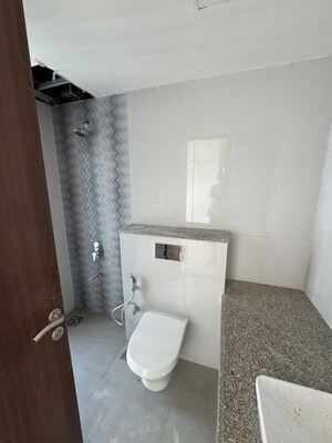 Bathroom in 2 BHK Apartment at Sheth Montana, Mulund West – for Sale