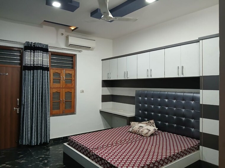 Bedroom, sector 14 2 Bedroom 250 Sq.Yd. Independent House In Sector 14 Hisar 10746734