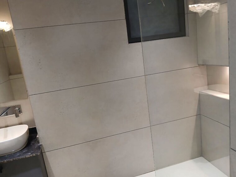 Bathroom, sector 16 3 Bedroom 250 Sq.Yd. Builder Floor In Sector 16 Hisar 10746735
