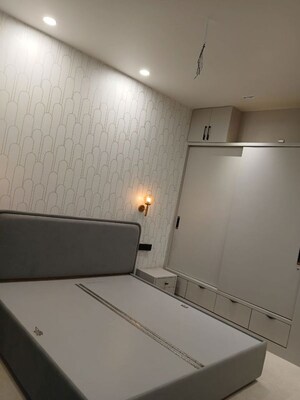Furnished Amenities in 3 BHK Builder Floor at Sector 16 – for Rent