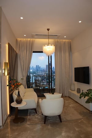 Living Room in 4 BHK Apartment at Promesa Fremont, Parel – for Sale