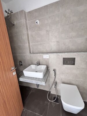 Bathroom in 1 BHK Apartment at Dynamix Avanya, Dahisar East – for Sale