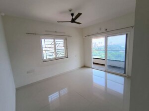 Room in 3 BHK Apartment at Avon Vista, Balewadi – for Rent